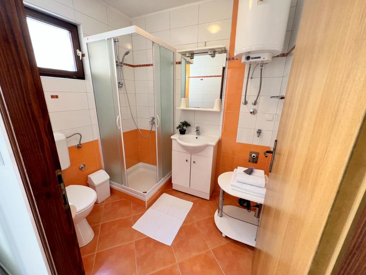 Old Town Rab Pjaceta Accommodation ラブ エクステリア 写真